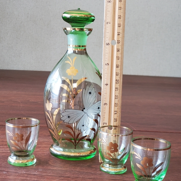 Delicate Glass Decanter with 3 Glasses. Handpainted Butterfly, Dragonfly, Gold - Picture 13 of 13